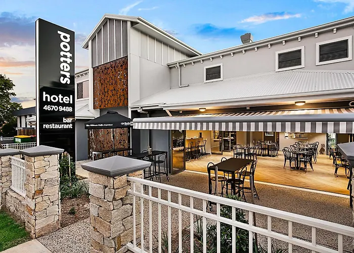 Potters Toowoomba Hotel